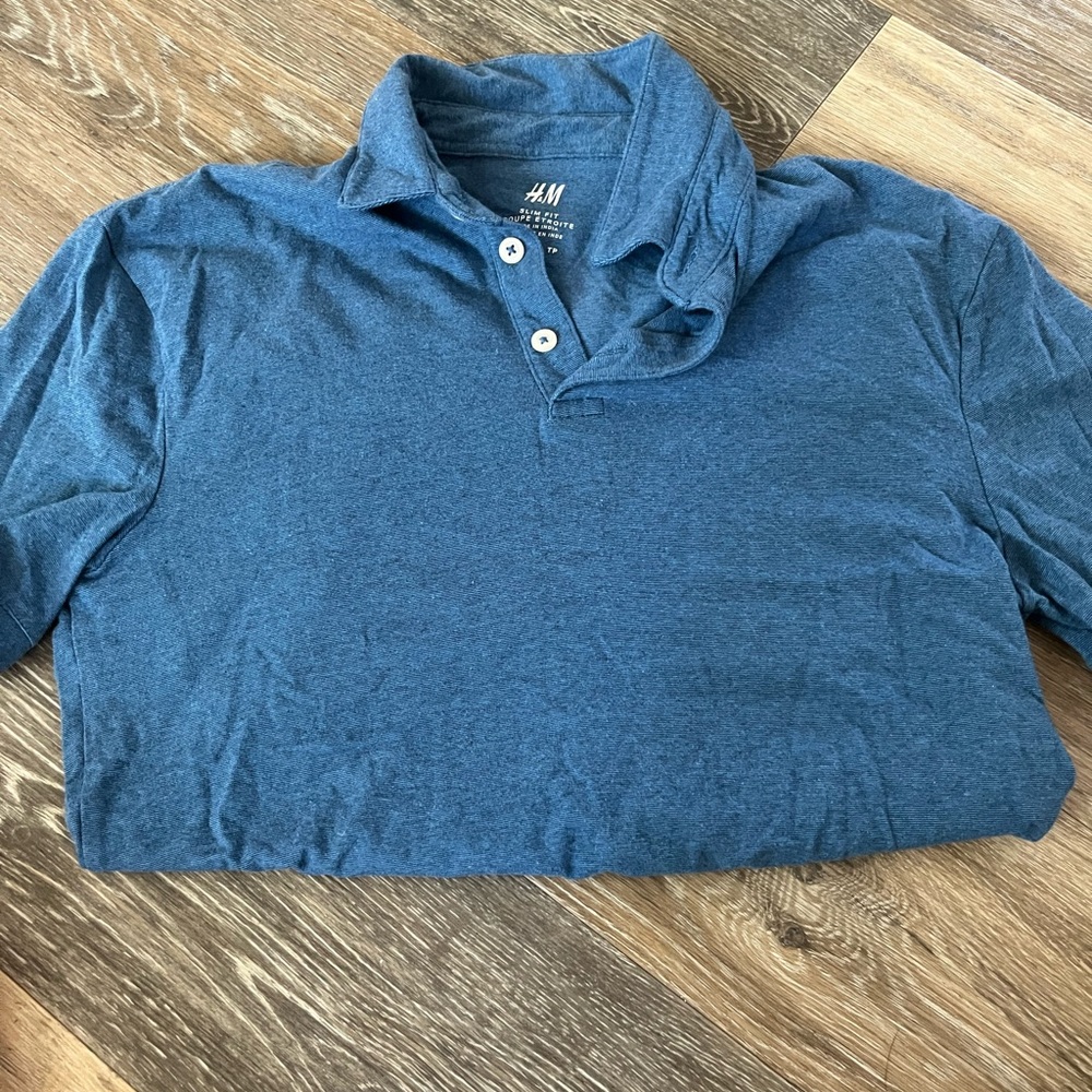 H&M men’s button up